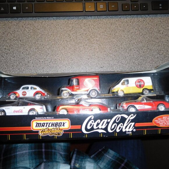 Vintage Matchbox "Coca Cola" 6 Car Box Set 1998 Matchbox collectables - Picture 1 of 13